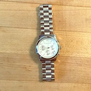 Michael Korda 5076 Watch